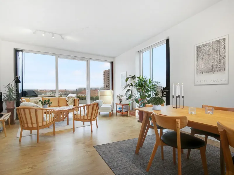 Strandvejen, Aalborg - Moderne penthouselejlighed med tagterrasser i A...